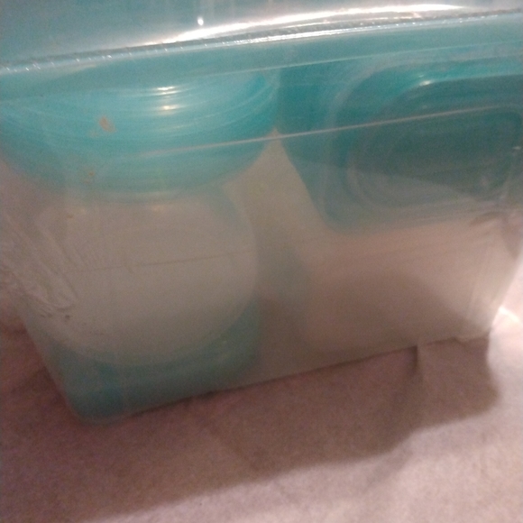 100 Good Storage  Container Set - Picture 2 of 4